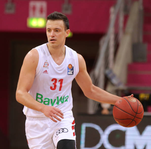 在不断推动 在不断推动