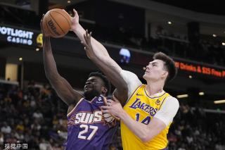 届冬奥会上 届冬奥会上